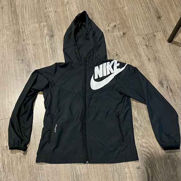 Nike Other - Nike Youth Black Packable Windbreaker Rain Jacket Medium NWOT new never worn​
